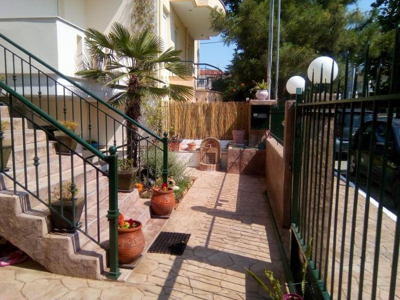 Oasis Apartment Неа-Миханиона Экстерьер фото