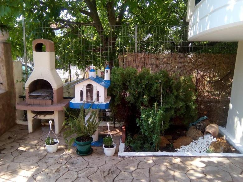 Oasis Apartment Неа-Миханиона Экстерьер фото