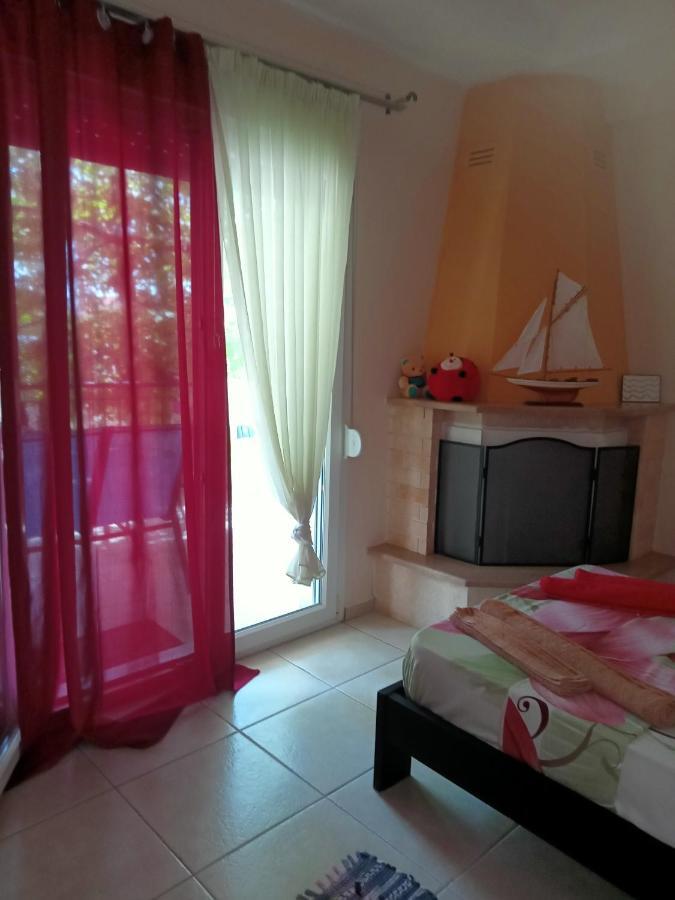 Oasis Apartment Неа-Миханиона Экстерьер фото