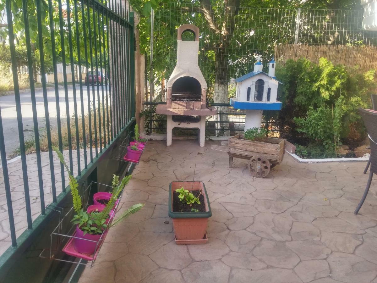 Oasis Apartment Неа-Миханиона Экстерьер фото